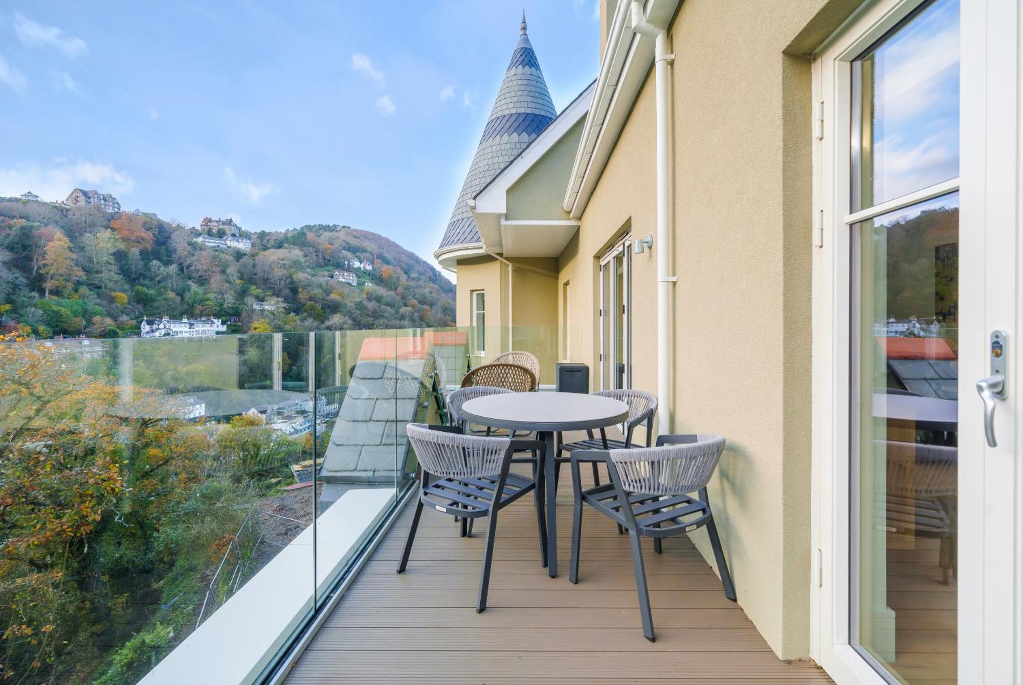 Tors Park Apartment Lynmouth Bagian luar foto