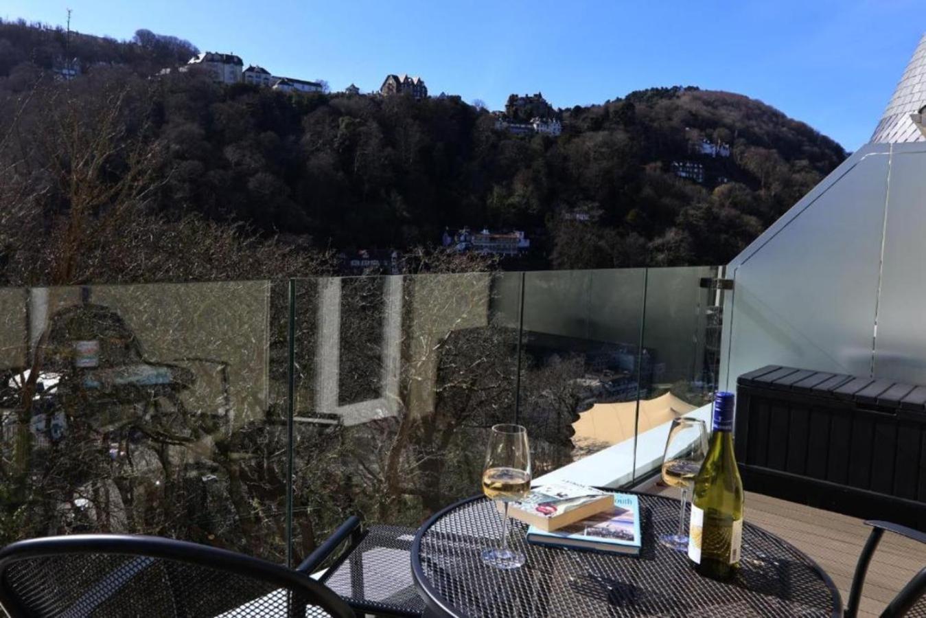Tors Park Apartment Lynmouth Bagian luar foto